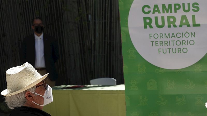 España a las 8 Fin de Semana - Foco España: Prácticas profesionales para salvar la España Vaciada - Escuchar ahora