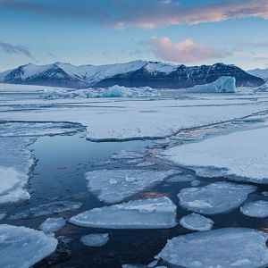Reportajes 5 continentes - Reportajes 5 Continentes - Rusia quiere marcar terreno en el Ártico - Escuchar ahora