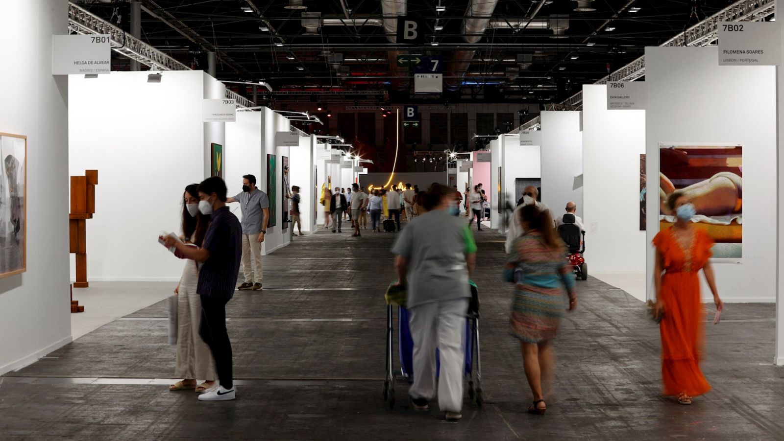 Informativo de Madrid - ARCO cierra su edición más atípica con buenas sensaciones: "La feria ha cumplido todos sus objetivos" - Escuchar ahora