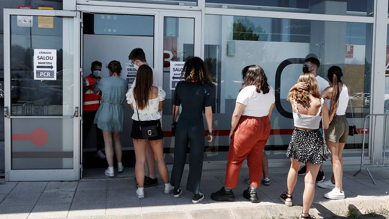 14 horas - Antonio López, catedrático de Trabajo Social: "Hay que replantear nuestra estructura de bienestar para que los jóvenes tengan oportunidades" - Escuchar ahora