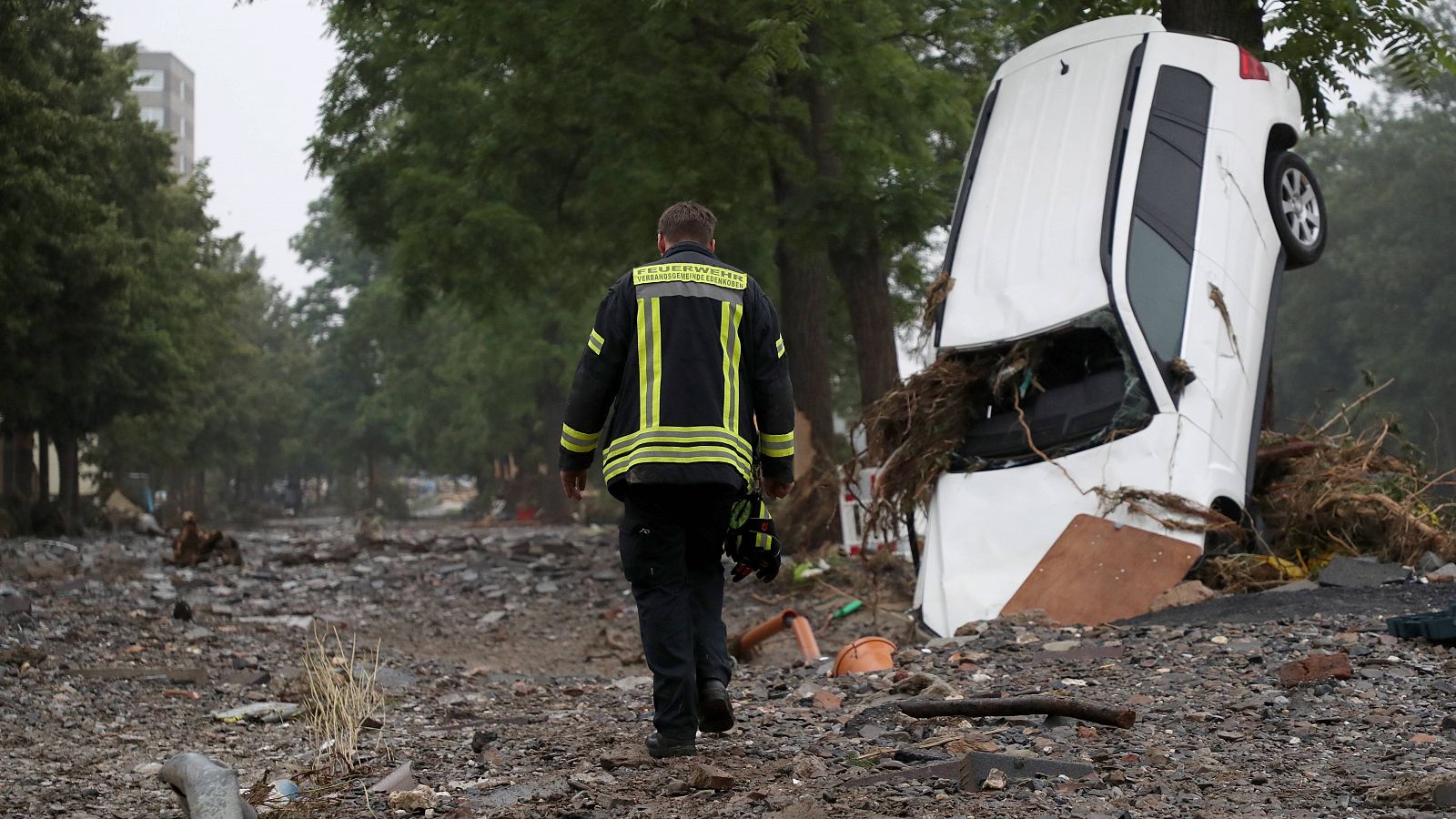 14 horas - Inundaciones en Alemania: "Hubo gente que con lo puesto se fue a casa de sus padres, y así se salvaron" - Escuchar ahora