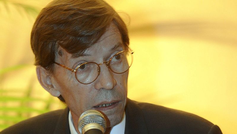 Las mañanas de RNE con Íñigo Alfonso - Carlos Alonso Zaldívar, ex embajador de España en Cuba: "No es un estado fallido, tiene uno de los mejores índices de desarrollo social de latinoamérica" - Escuchar ahora