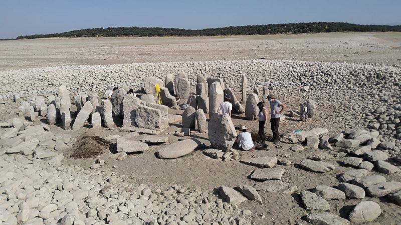 Más cerca - Sale a la luz el Stonhenge español - Escuchar ahora 