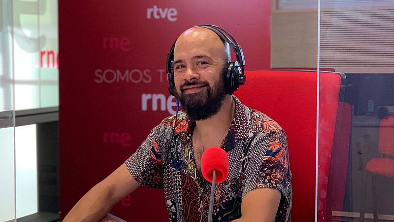 Tarde lo que tarde - Nino de los reyes, el zapateo como instrumento de percusión - Escuchar ahora