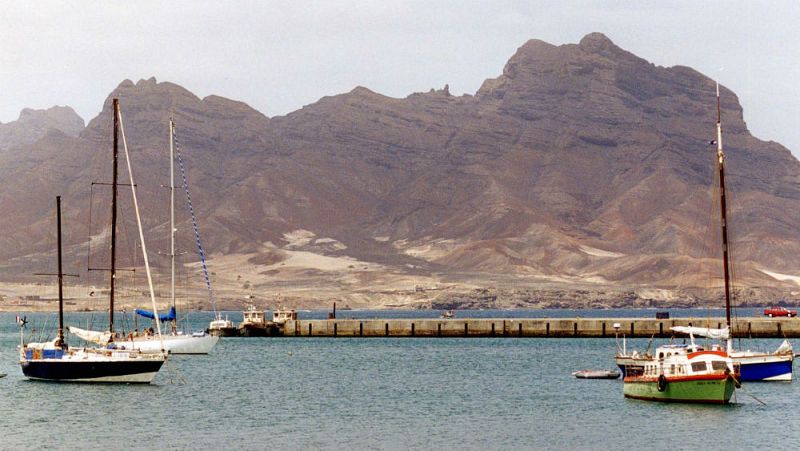 Nmadas - Cabo Verde: 10 islas alegres - 10/10/09 | Escuchar