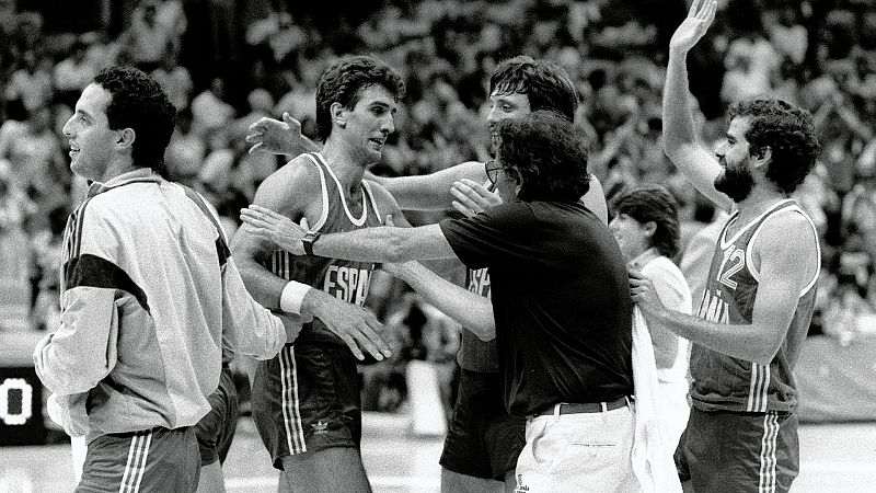 Especial Juegos Olímpicos de Tokyo - Los Ángeles 1984: España, cerca de las estrellas en baloncesto - Escuchar ahora