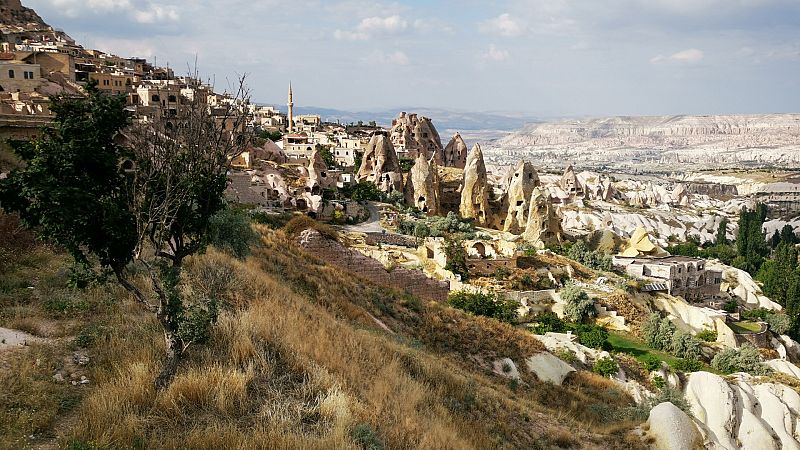 Más cerca - Los pueblos en verano: una vía de escape con futuro - Escuchar ahora 