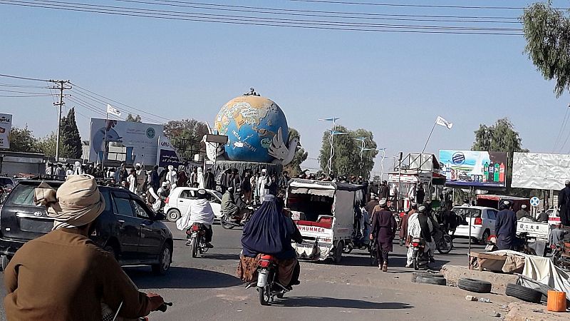 14 horas - Los talibanes controlan más de la mitad de Afganistán - Escuchar ahora