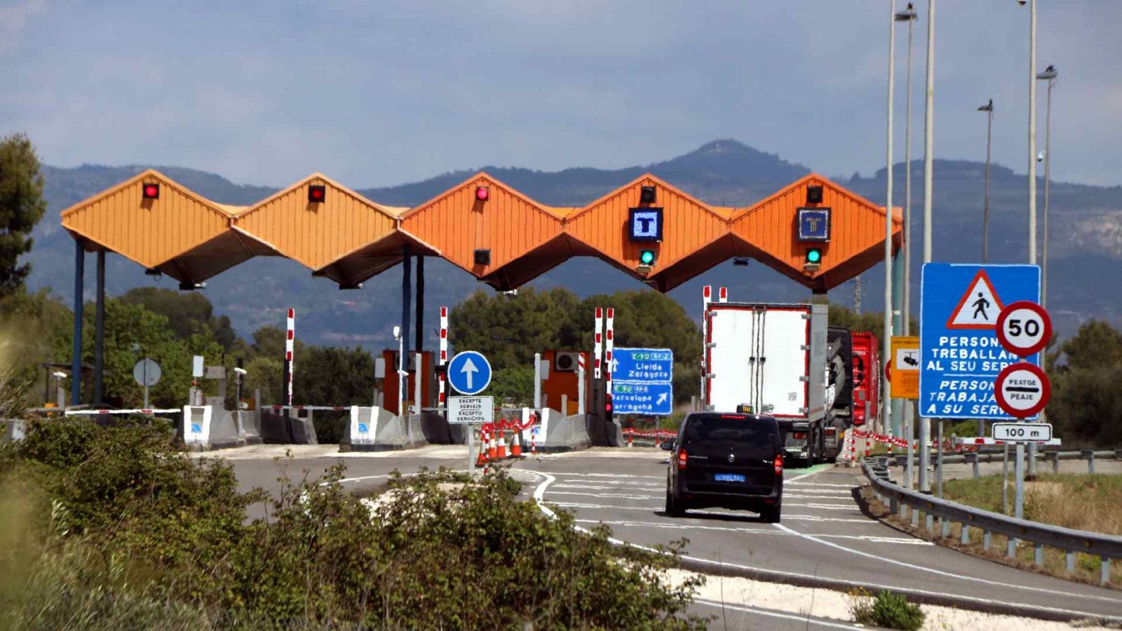 Quatre autopistes catalanes deixen de ser de peatge