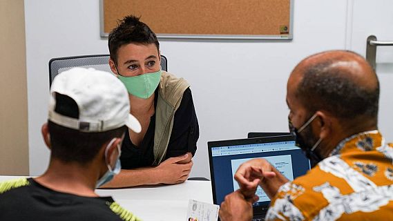 Serveis informatius Ràdio 4