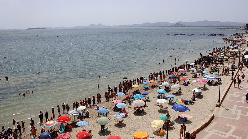 14 Horas Fin de Semana - 70.000 personas 'en cadena' por el Mar Menor - Escuchar ahora