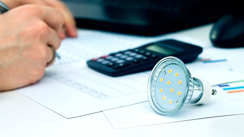 Las mañanas de RNE con Íñigo Alfonso - José María Yusta, experto en mercado energético: "El precio de la luz seguirá elevado durante 2022" - Escuchar ahora