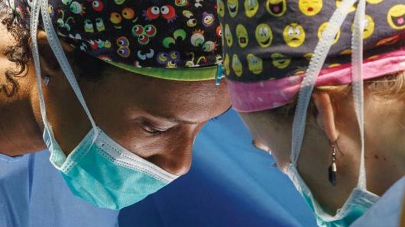 Vall d'Hebron trasplanta els pulmons d'un beb� en aturada card�aca 