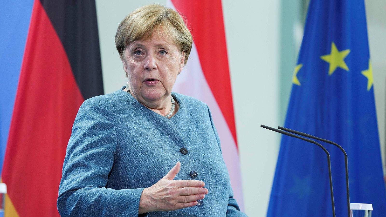 Las mañanas de RNE con Íñigo Alfonso - Ana Carbajosa: "Merkel ha sido un cuerpo extraño en la CDU" - Escuchar ahora