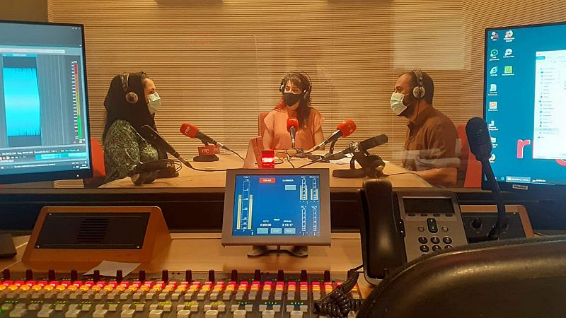 14 horas - Khadija, periodista afgana refugiada en España: "Con el gobierno talibán se retrocederá 20 años" - Escuchar ahora