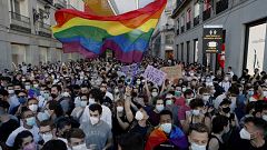 24 horas - Agresión homófoba en Madrid: ocho encapuchados asaltan a un joven de 20 años en pleno centro