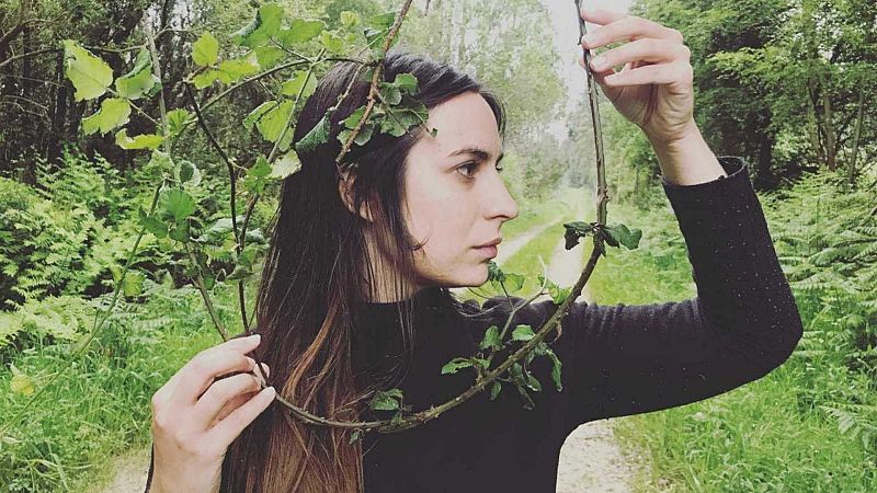 El gallo que no cesa - 'Almáciga', María Sánchez divulga los vocablos del campo - Escuchar ahora