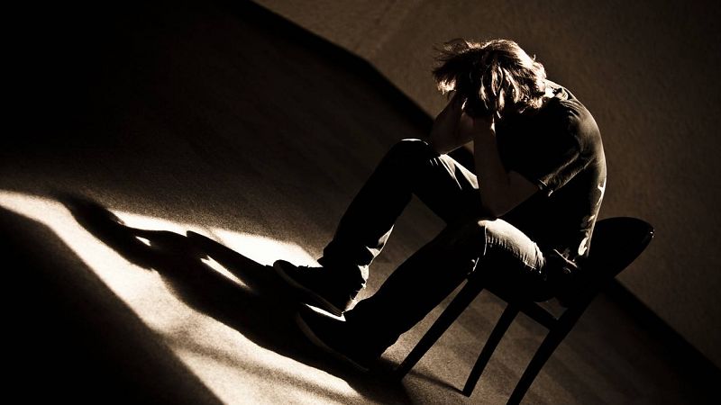 24 horas - La salud mental: en España hay 10 suicidios al día - Escuchar ahora