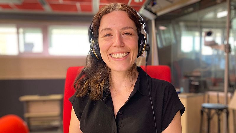 Las mañanas de RNE con Pepa Fernández - Epic, Apple y Bitcoin en El Salvador, con Marta Peirano - Escuchar ahora