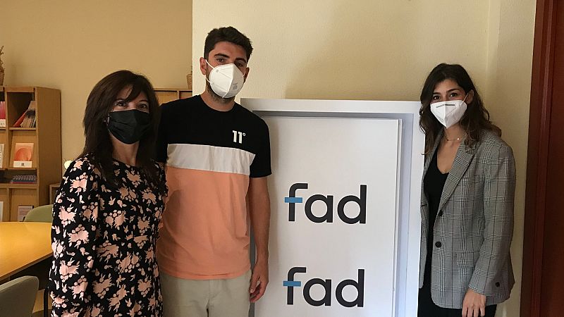 Más cerca - Educación conectada: ideas para socializar en las aulas - Escuchar ahora