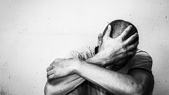 Memoria de delfín - El suicidio: 3.600 personas fallecen al año en España