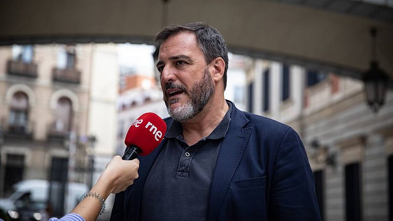 Parlamento - R5 - El rincón: "Cuando entro en el hemiciclo suena carros de fuego" - Escuchar ahora