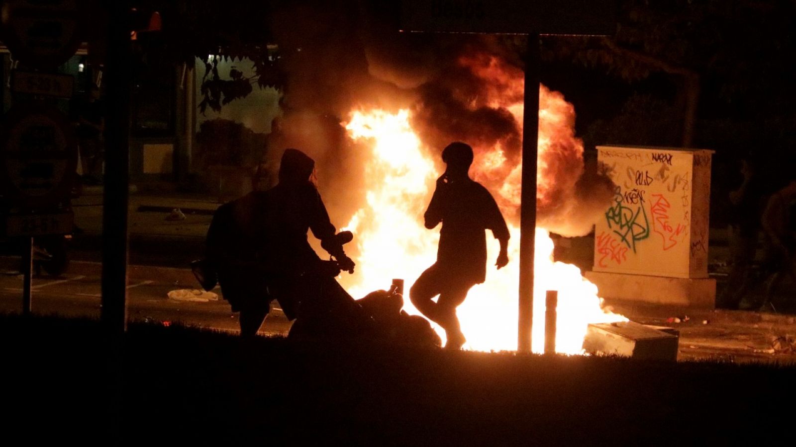 Nous incidents en la tercera nit de la Mercè - CLARA ONTAÑON