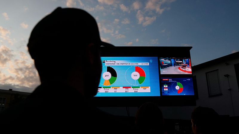 Las mañanas de RNE con Íñigo Alfonso - El SPD gana las elecciones, pero la CDU no se rinde - Escuchar ahora 