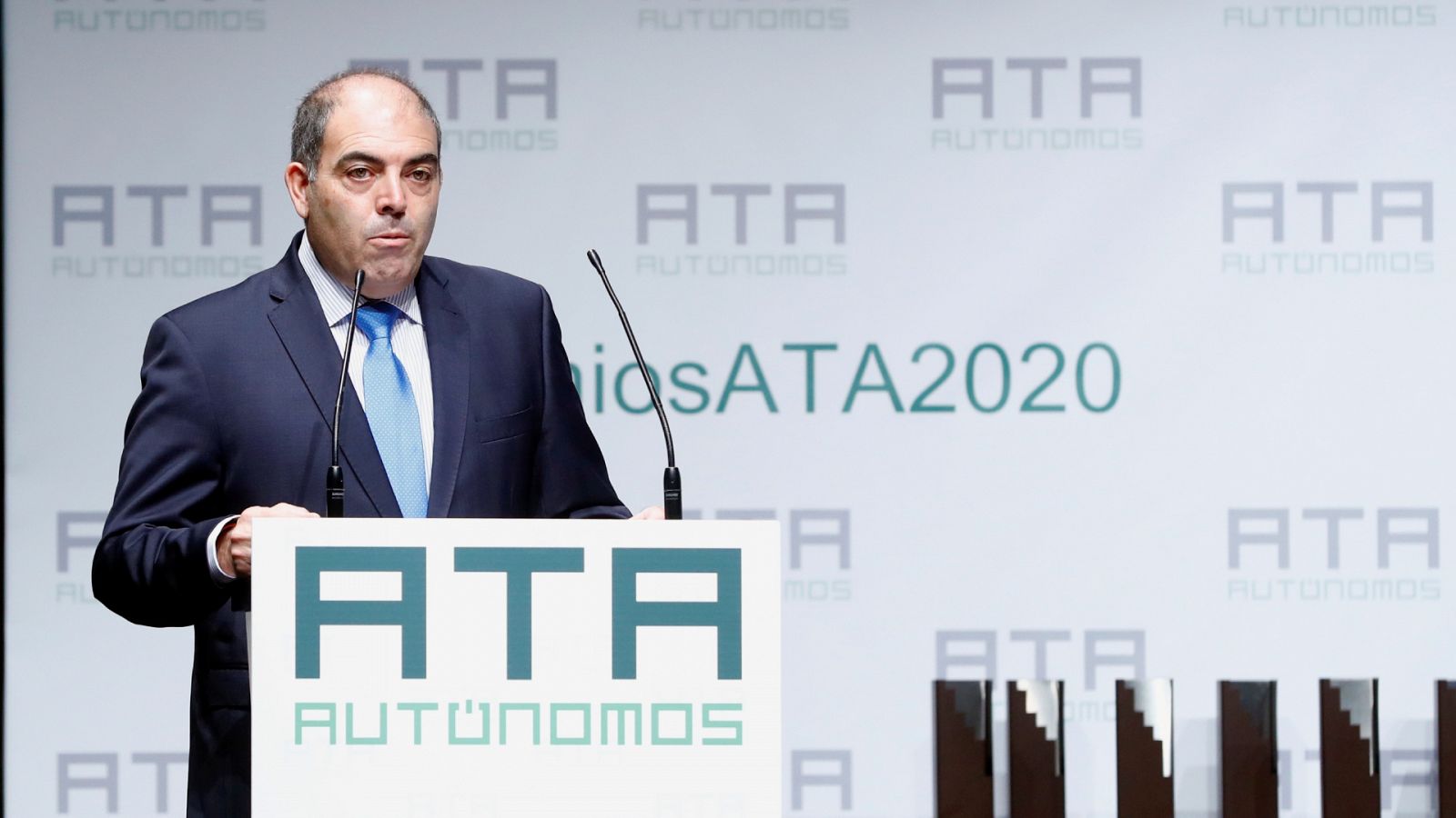 24 horas - Los autónomos, "satisfechos" tras la negociación con el Gobierno - Escuchar ahora