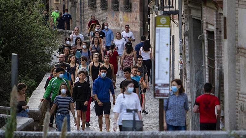 Las mañanas de RNE con Íñigo Alfonso - Informe Juventud y Género: "Vemos porcentajes terribles de mujeres que dicen que les humillan y les pegan" - Escuchar ahora