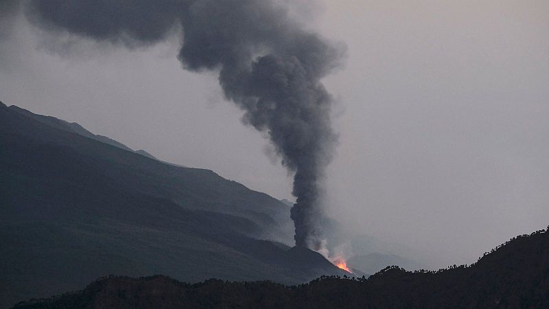 Más Cerca - CSIC manda un mensaje tranquilidad a los palmeros "Tenemos todo monitorizado" - Escuchar ahora