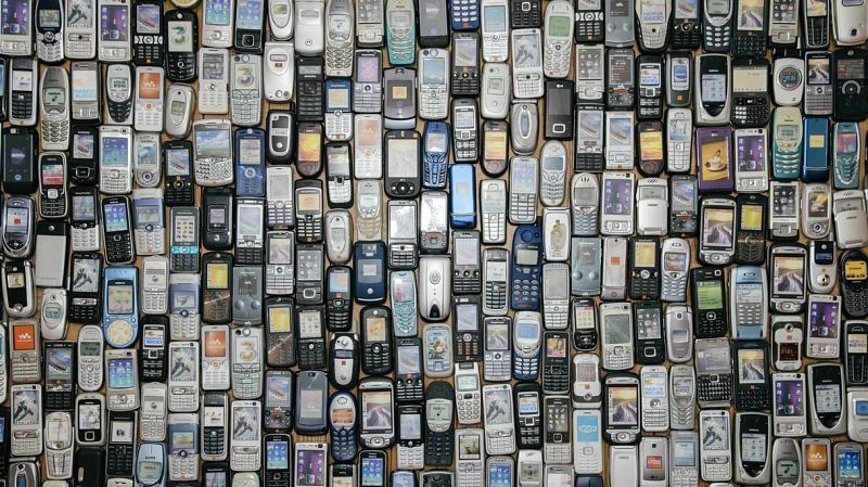 14 horas - Los móviles de más de cinco años dejan de funcionar - Escuchar ahora