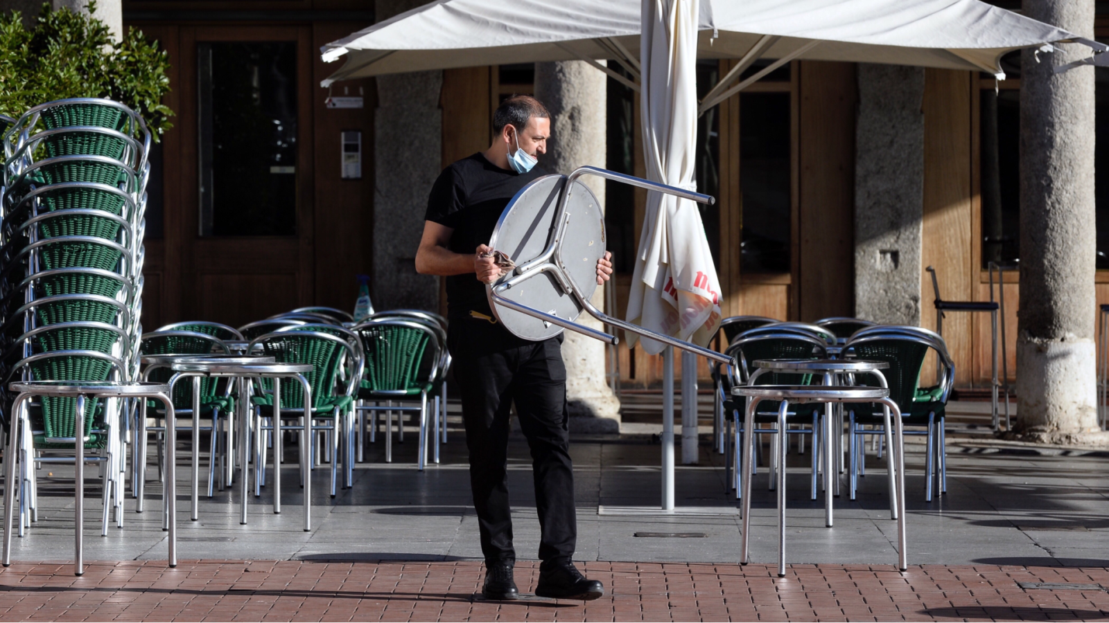 Las mañanas de RNE con Íñigo Alfonso - El contrato único y la lucha contra el paro juvenil  - Escuchar ahora 