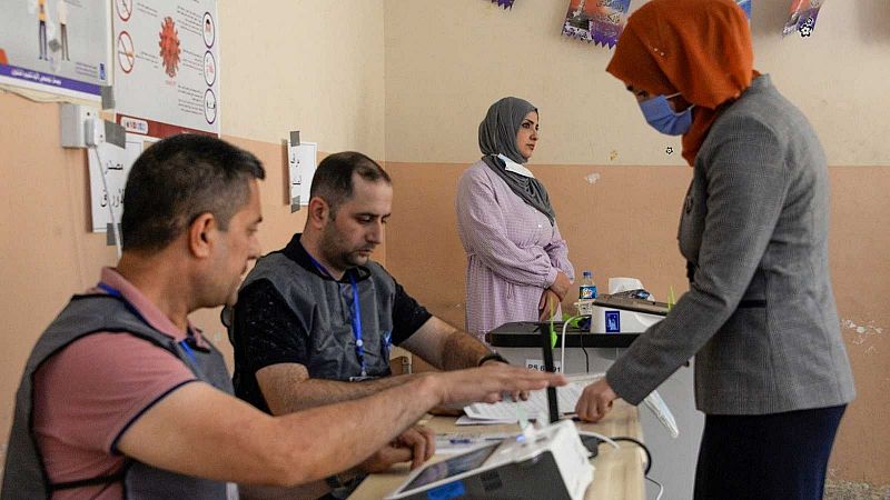 14 horas Fin de Semana - Irak celebra elecciones anticipadas entre la esperanza y el escepticismo - Escuchar ahora