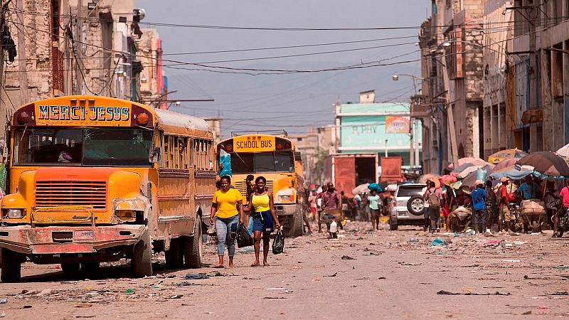 España a las 8 Fin de Semana - Crisis permanente en Haití: "Cualquier persona corre el riesgo de ser secuestrada" - Escuchar ahora