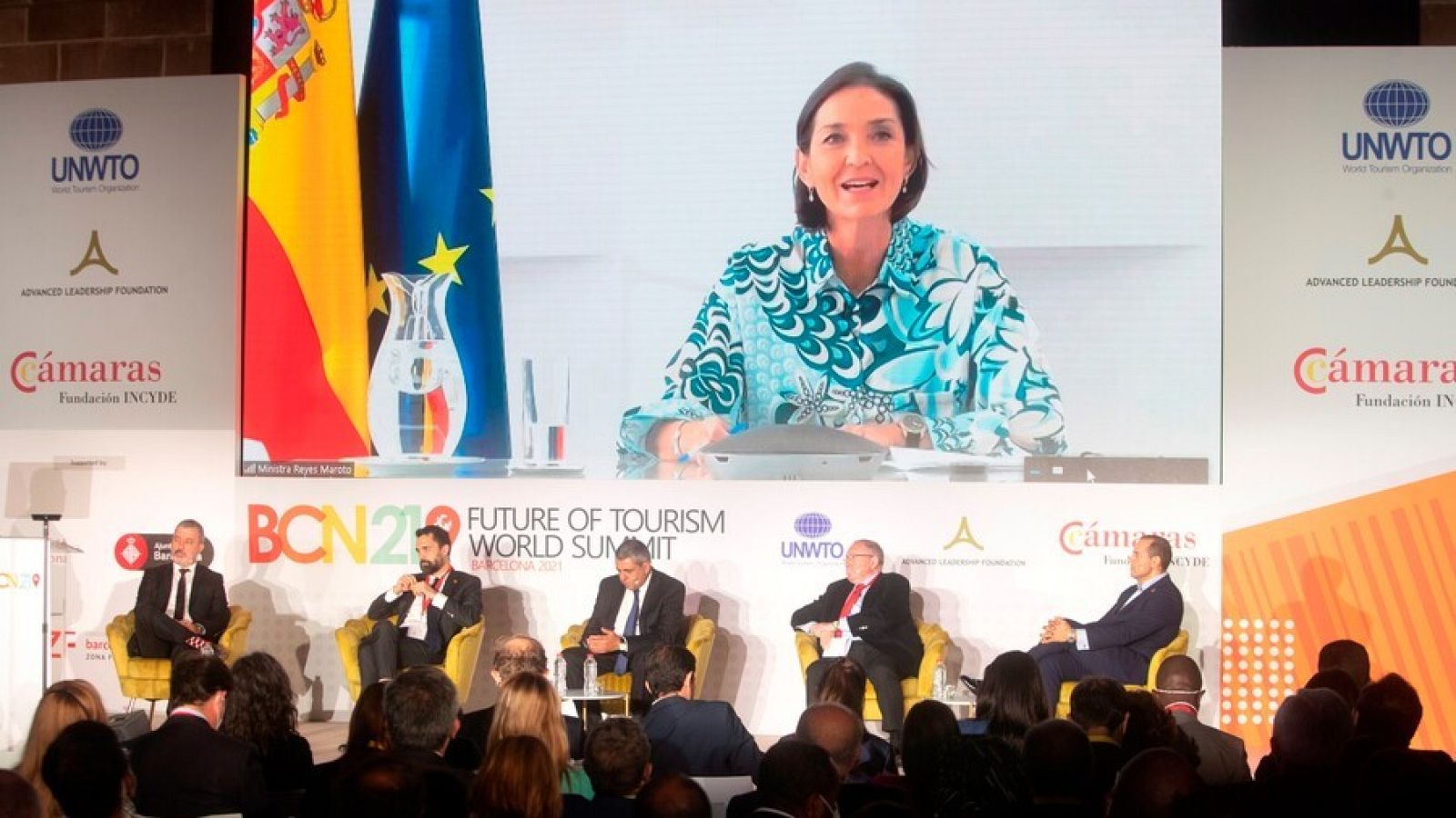 Espanya recupera dos terços dels turistes d'abans de la pandèmia