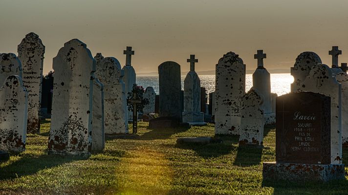 Palabras pintadas - Cementerios de noviembre - 31/10/21 - escuchar ahora