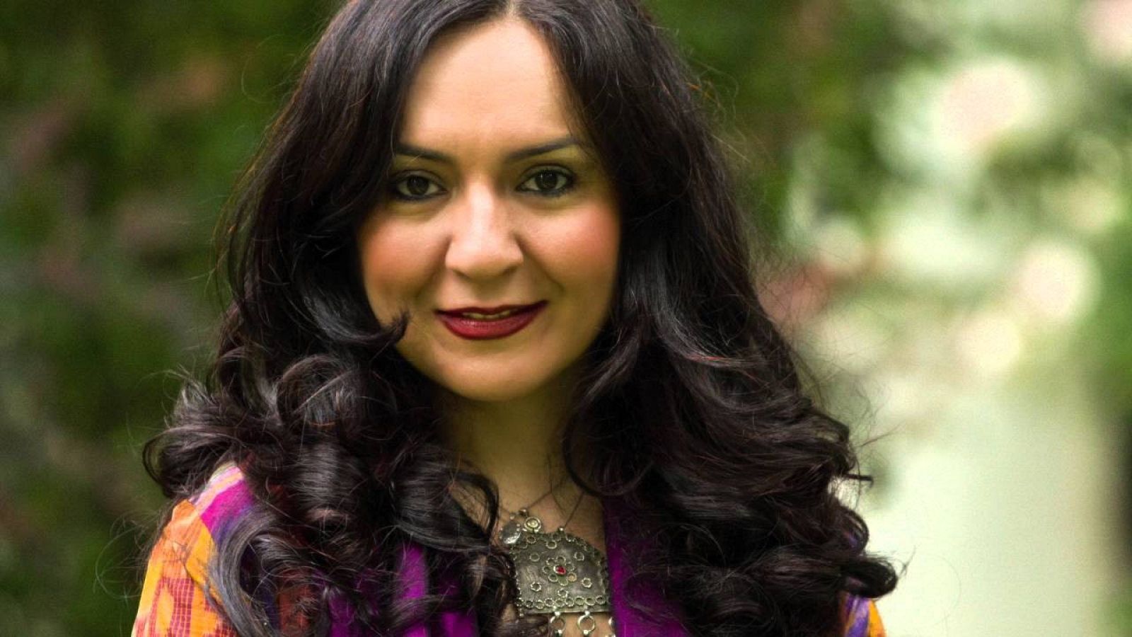 Rumbo al Este - Mahsa Vahdat. Peregrina de la belleza - 03/11/21 - escuchar ahora