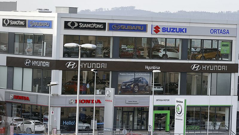 14 horas - El Supremo abre la puerta a reclamar compensaciones por coches comprados entre 2006 y 2013 - Escuchar ahora