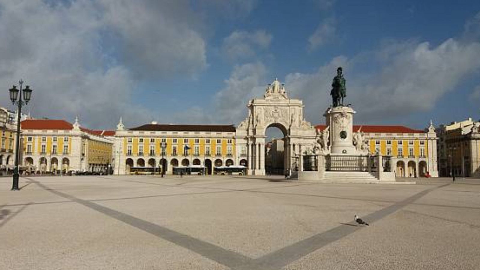 24 horas - Portugal celebrará elecciones el 30 de enero - Escuchar ahora