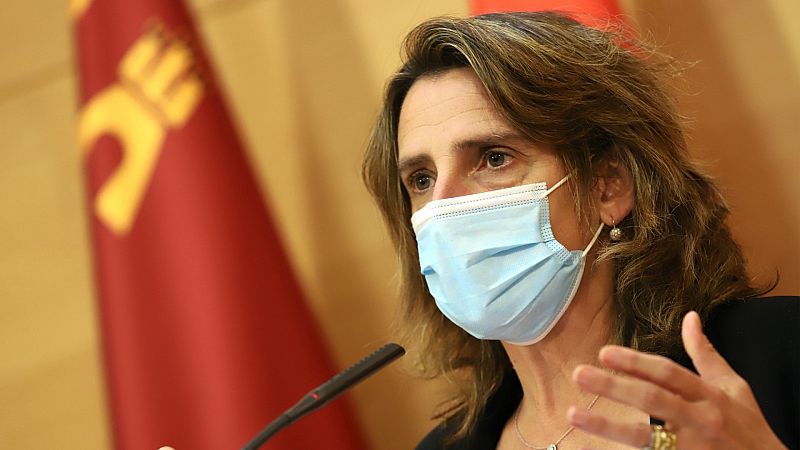 Las mañanas de RNE con Íñigo Alfonso - Teresa Ribera en la COP26: "Hay espacio para el acuerdo" - Escuchar ahora 