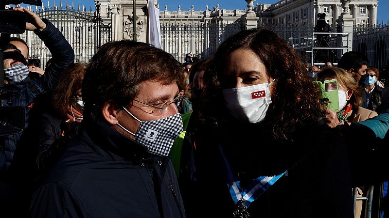 14 horas - Almeida y Ayuso, un reencuentro en La Almudena en plena batalla por el control del partido - Escuchar ahora