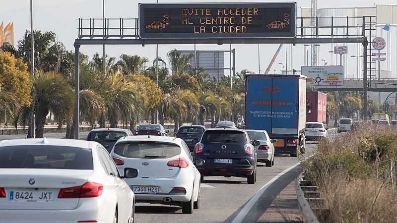 14 horas - Compromiso por el fin del coche de combustión en 2040 - Escuchar ahora 