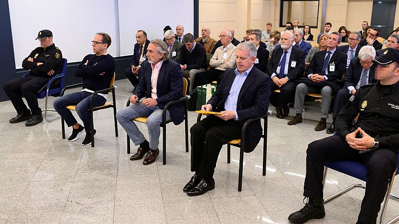 Las mañanas de RNE con Íñigo Alfonso - La trama Gurtel vuelve a juicio con la confesión de la mitad de sus acusados - Escuchar ahora