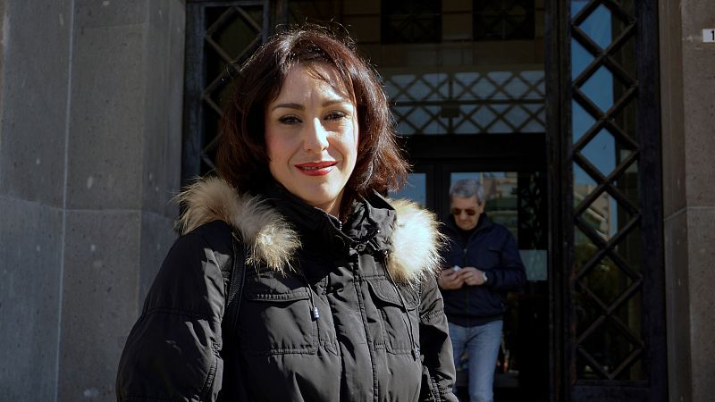 14 horas - El Gobierno concede el indulto parcial a Juana Rivas "por el bien de sus hijos" - Escuchar ahora