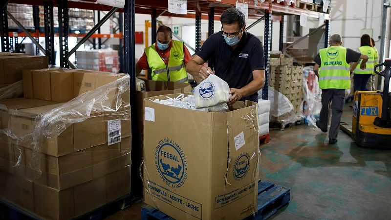 Las mañanas de RNE con Íñigo Alfonso - Los Bancos de Alimentos necesitan 30.000 voluntarios para la Gran Recogida - Escuchar ahora