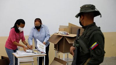 Cinco Continentes - Elecciones regionales en Venezuela - Escuchar ahora