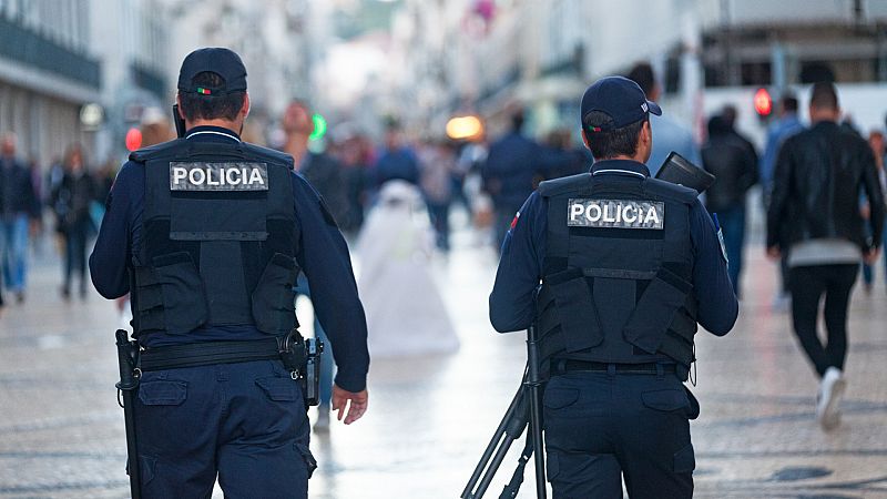 Más cerca - "Será muy dificil garantizar la seguridad del ciudadano" - Escuchar ahora 