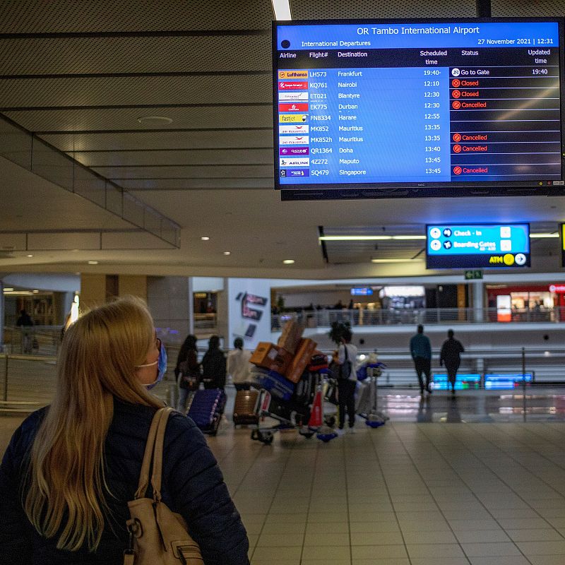 14 horas Fin de Semana - La nueva variante sudafricana, preocupación mundial - Escuchar ahora 