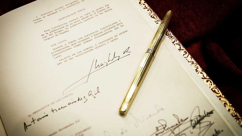 14 horas - Pendás, catedrático de Derecho Constitucional: "Hay aspectos mejorables, pero el momento no puede ser el menos adecuado" - Escuchar ahora